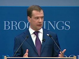 Медведев: в российском обществе нет возрождения сталинизма