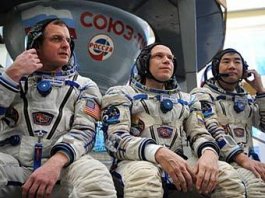 Экипаж 23-й экспедиции на МКС вернулся на Землю