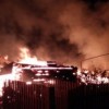 Несколько жилых домов сегодня ночью подожгли в селе Теплово Кулебакского района