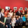 В канун 8 марта благотворительный фонд Олега Кондрашова пригласил многодетные семьи в Театр юного зрителя на спектакль «Бременские музыканты»