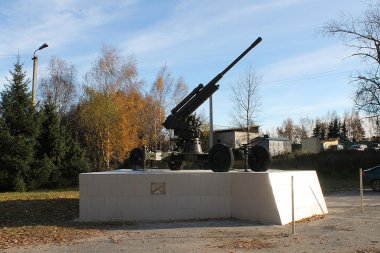 Памятник зенитчицам предлагается установить в Автозаводском парке