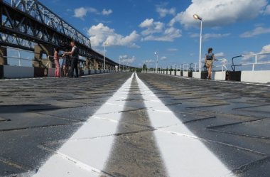Движение по наплавному мосту через Волгу откроется 20 мая 2016 года