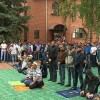 Несколько тысяч мусульман рано утром пришли в Нижегородскую Соборную мечеть, чтобы отметить окончание Священного поста Рамадан