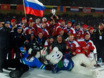 Нижегородские спортсмены Павел Даданов и Евгений Неронов стали чемпионами мира по хоккею с мячом среди юниоров