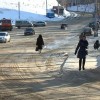 В Нижнем Новгороде на улице Лыкова дамба сегодня утром произошла коммунальная авария, в результате которой водой залило всю пешеходную зону и часть проезжей части