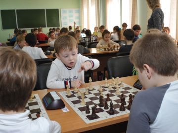 Нижегородцы Семен Клещев и Федор Африкантов стали победителями детских турниров по быстрым шахматам