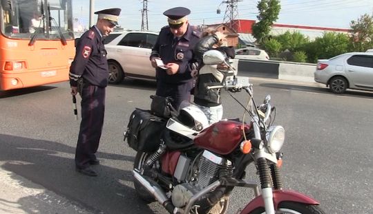 10 нарушений правил дорожного движения пресекли полицейские за три часа операции «Мототранспорт»
