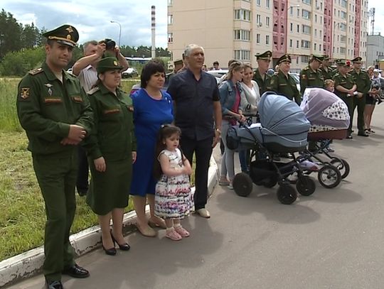 Новые квартиры получили военнослужащие в посёлке Мулино Володарского района