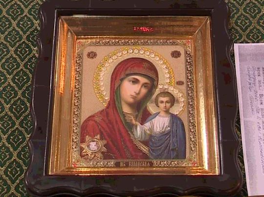 Сегодня православные отмечают большой праздник - День Казанской иконы Божьей Матери