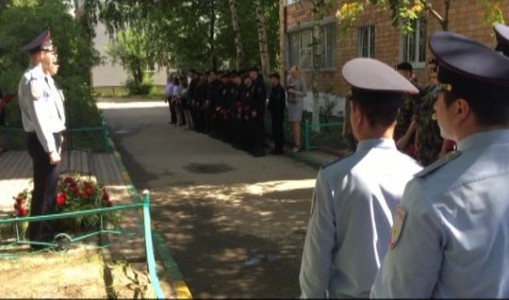 Митинг памяти, посвящённый 21-ой годовщине со дня гибели капитана милиции Евгения Шнитникова, прошёл в Нижнем Новгороде