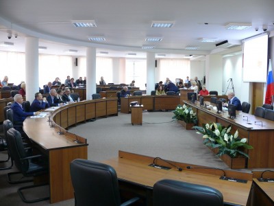 На заседании комитета по строительству и архитектуры Городской Думы Нижнего Новгорода обсудили школьный вопрос
