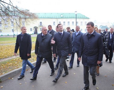 Сегодня глава Нижегородской области Глеб Никитин посетил с рабочим визитом городской округ Выкса