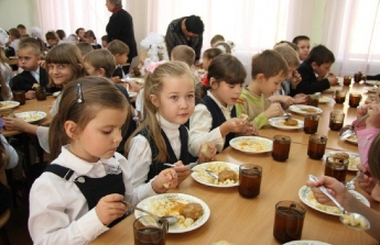 Сегодня вопрос стоимости школьного питания депутаты рассмотрят на конкретном примере