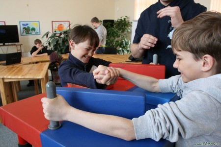 В Автозаводском детском доме-интернате сегодня пройдут областные соревнования по лёгкой атлетике и армрестлингу 