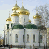 При Сергиевском храме работает центр Сияние.