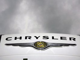 Chrysler отзывает почти 600 тысяч автомобилей