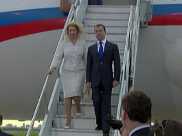 Президент РФ прибыл в Канаду для участия в саммитах