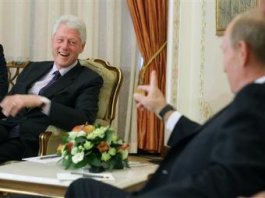 Путин пообещал свозить Клинтона в Арктику