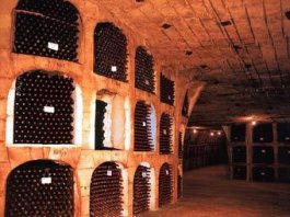 Роспотребнадзор ужесточит контроль над поставками вина из Молдавии