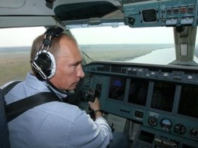 Росавиация отказалась расследовать полет Путина во время пожаров