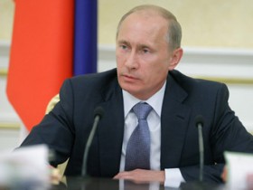 Путин попросил министров бросить курить ради здоровья россиян