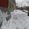 В Нижнем Новгороде пенсионер погиб из-за падения глыбы льда