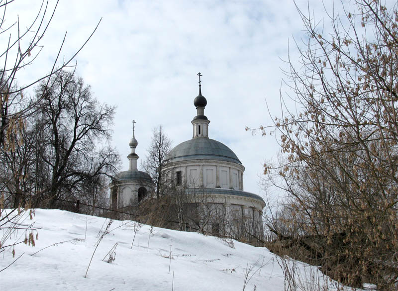 Троицкой церкви Пресвятой живоначальной Троицы Воскресенского района переданы в дар 7 новых колоколов