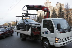 Депутаты Заксобрания приняли законопроект о порядке эвакуации автомобилей, припаркованных в неположенных местах