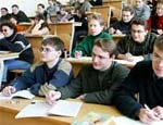 Количество бюджетных мест в вузах страны в этом году сократится на 10%