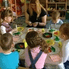 Готовить подарки к первому празднику весны в одном из детских садов Нижнего Новгорода начали заранее