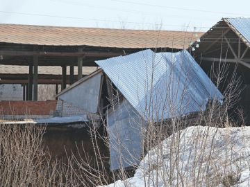 Жители 5 домов в районе провала грунта в Бутурлино все еще не могут въехать в свое жилье