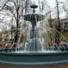 1 мая в честь праздника главный городской фонтан на площади Минина и Пожарского открыл новый сезон