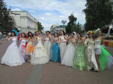 Прошёл карнавал невест