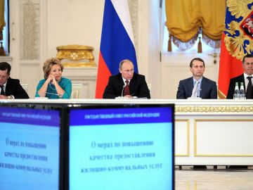 Путин поддержал инициативу Шанцева по ускорению разработки «дорожных карт» в ЖКХ