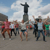 Более полутора тысяч человек отметили День России по-своему - приняли участие в танцевальном флешмобе