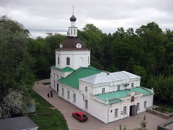 Неизвестные в воскресенье пытались поджечь храм святых апостолов Петра и Павла на улице Горького