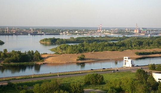 На территории Гребного канала в Нижнем Новгороде в долгосрочной перспективе появится «Город мастеров», но некоторые инициативные предприниматели УЖЕ развернули там активное строительство