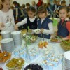 С третьей четверти в некоторых городских школах вместо привычных порционных обедов появится «шведский стол»