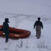 Сегодня утром на Оке в районе Молитовского затона под лед провалился 76-летний рыбак