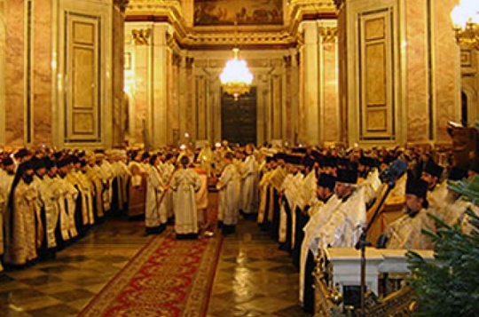 Православные отмечают один из главных праздников - Рождество Христово