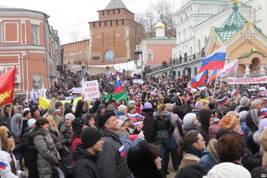 Население новгорода. Пикет в Нижнем Новгороде 6 марта. Нижний Новгород население. Нижний Новгород люди. Митинг в Нижнем Новгороде.