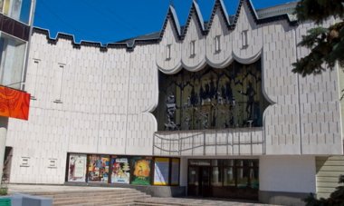 На фасаде Театра кукол появятся мультимедийные проекции 20 картин