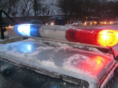 Автополицейские помогли машинам скорой помощи