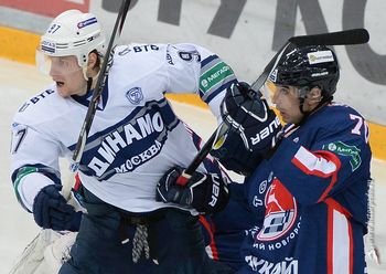 Нижегородское «Торпедо» выездной победой над московским «Динамо» обеспечило себе выход в плей-офф Континентальной хоккейной лиги с седьмого места в западной конференции