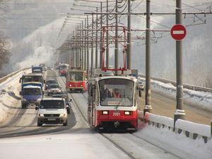 Мониторинг состояния дорожного покрытия на Молитовском мосту проводится в ежедневном режиме