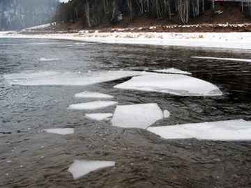 Ребенок, провалившийся под лед, погиб в Нижнем Новгороде