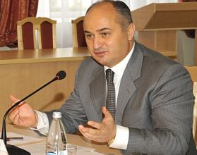 Олег Кондрашов провел заседание Общественного совета, посвященное поддержке ветеранов Великой Отечественной войны