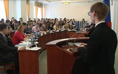 Нижегородские студенты представили депутатам свои изобретения и открытия