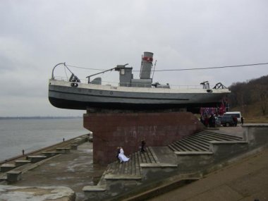 Катер «Герой» покрасят к 9 мая