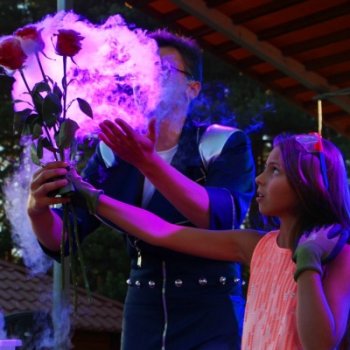 В День защиты детей зоопарк Лимпопо покажет азотное крио-шоу